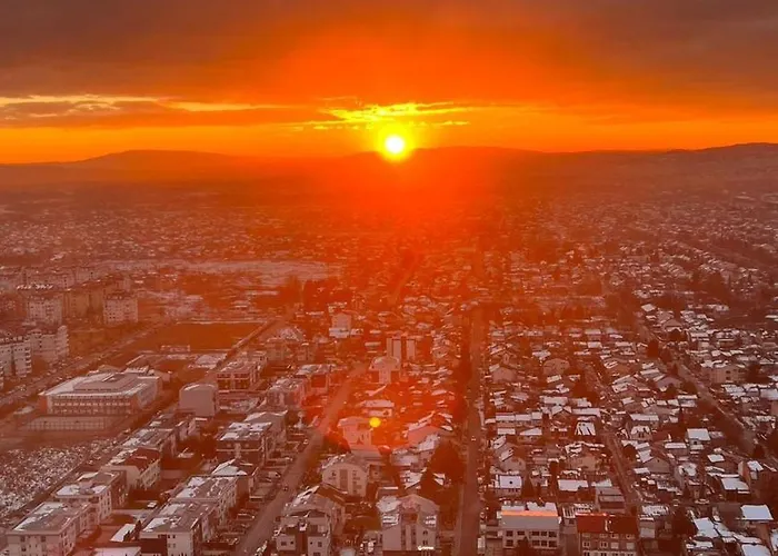 38th Floor - Skyview Oasis - B *