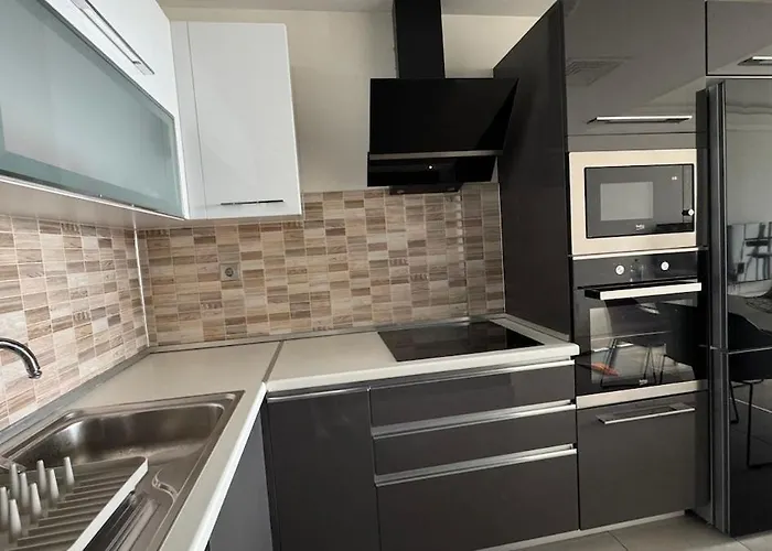 38th Floor - Skyview Oasis - B Apartman Szkopje