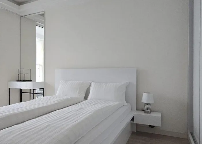 38th Floor - Skyview Oasis - B Apartman *