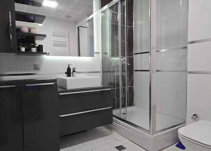 38th Floor - Skyview Oasis - B